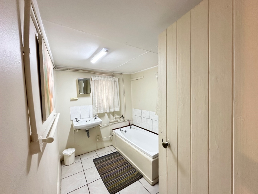 4 Bedroom Property for Sale in Hartenbos Central Western Cape